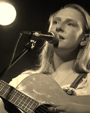 Billie Marten Brooklyn