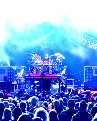 Five Finger Death Punch Wantagh