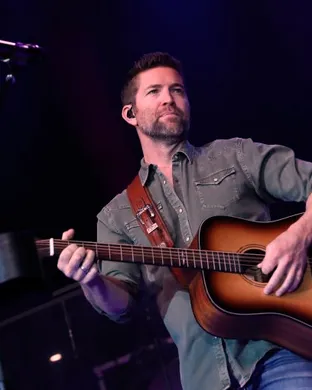 Josh Turner Red Bank