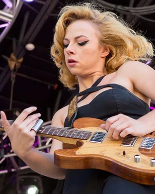 Samantha Fish Patchogue